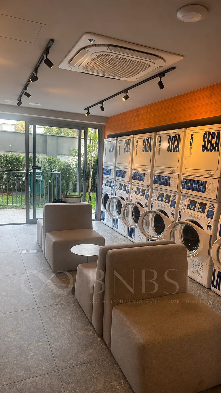 Apartamento Jardim Paulista — Lavanderia com sofás